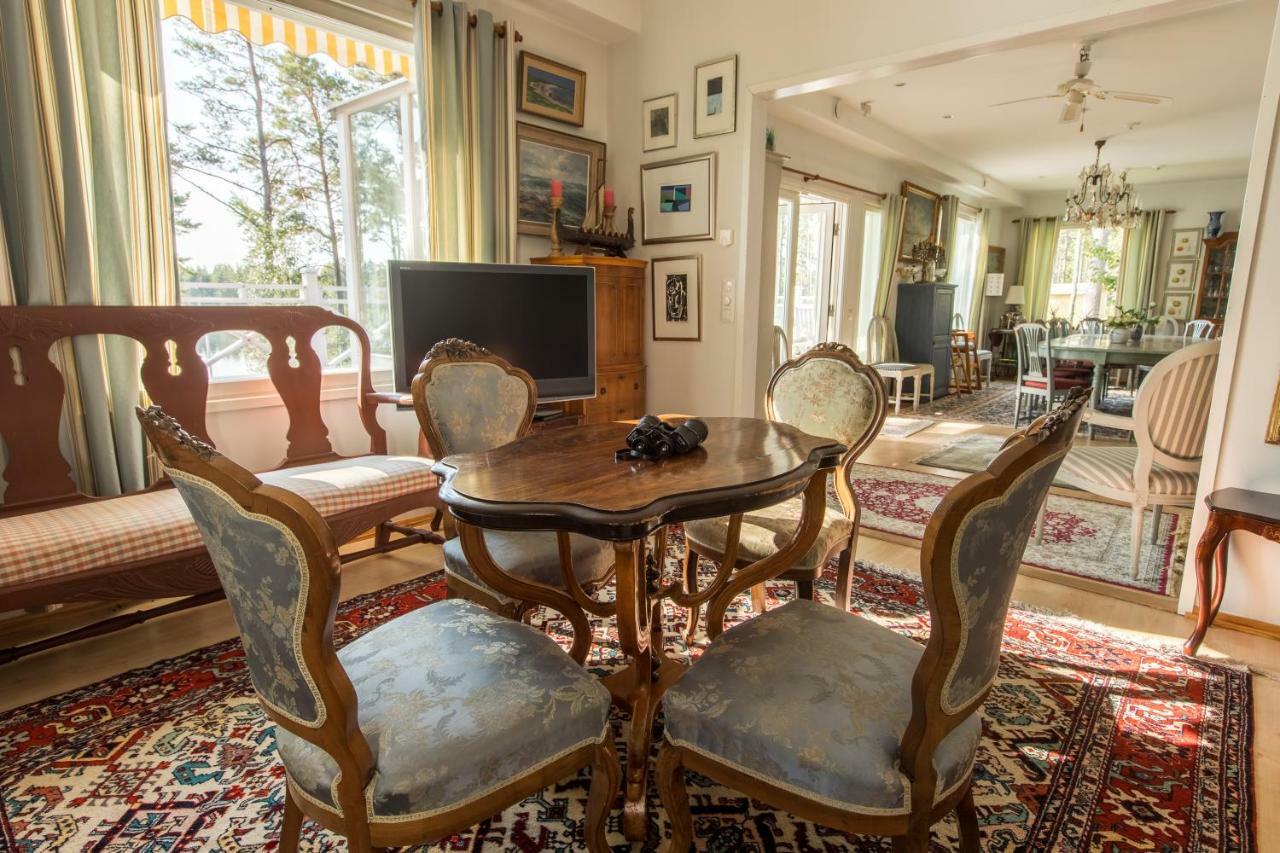 Villa Harald - Beachfront Hitis エクステリア 写真