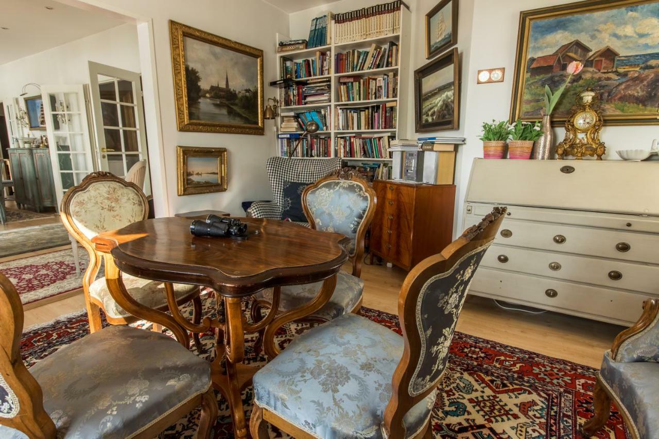 Villa Harald - Beachfront Hitis エクステリア 写真