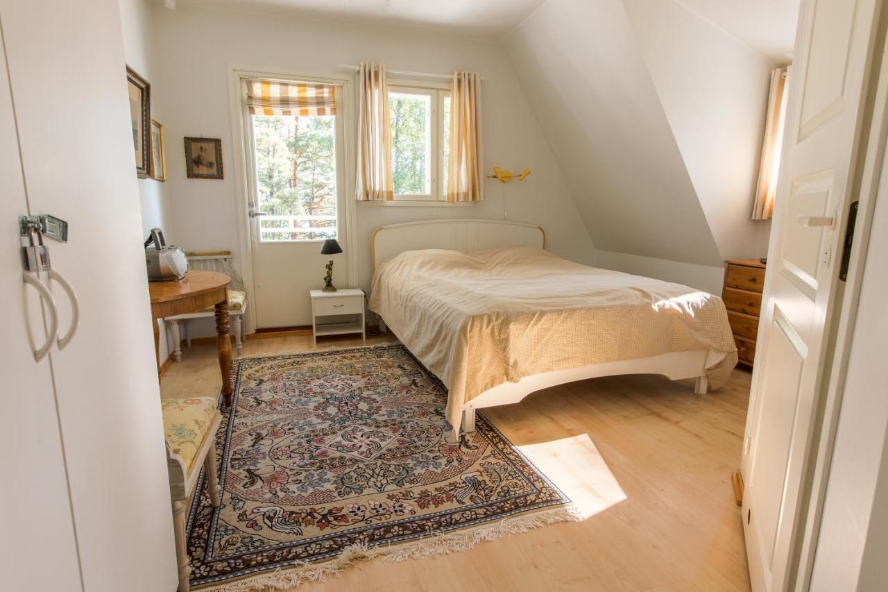Villa Harald - Beachfront Hitis エクステリア 写真