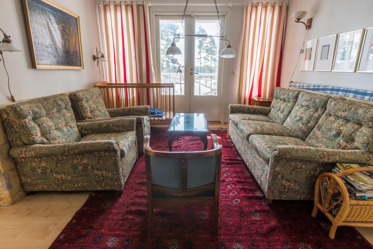 Villa Harald - Beachfront Hitis エクステリア 写真